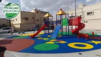 مشاريع ملاعب أرضيات مطاطية — حدائق الفرسان