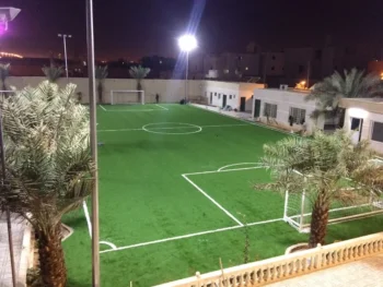 مشروع إنشاء ملعب كرة قدم وملعب كرة طائرة — حدائق الفرسان