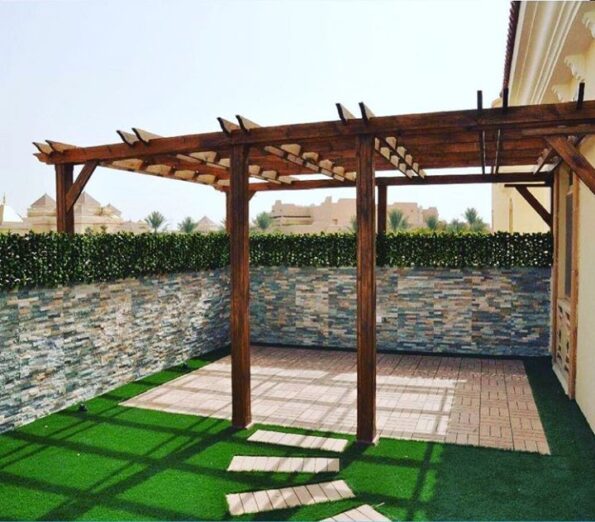 تنفيذ حدائق الفرسان للعشب الصناعي بالرياض