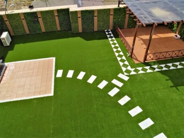 عشب صناعي للحدائق بالرياض