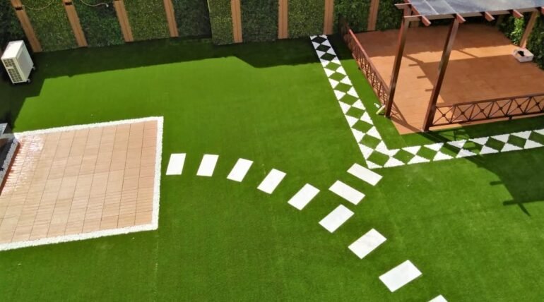 عشب صناعي للحدائق بالرياض