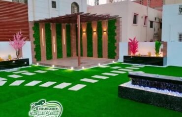 تنسيق حدائق في حي الملقا بالرياض