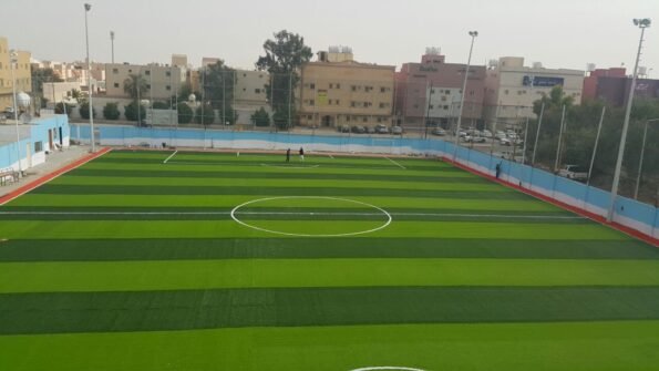 إصلاح ملاعب كرة القدم