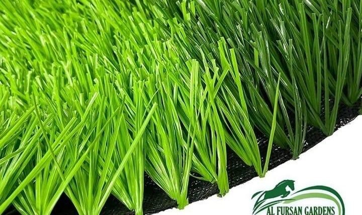 تنفيذ ملاعب كرة قدم احترافية